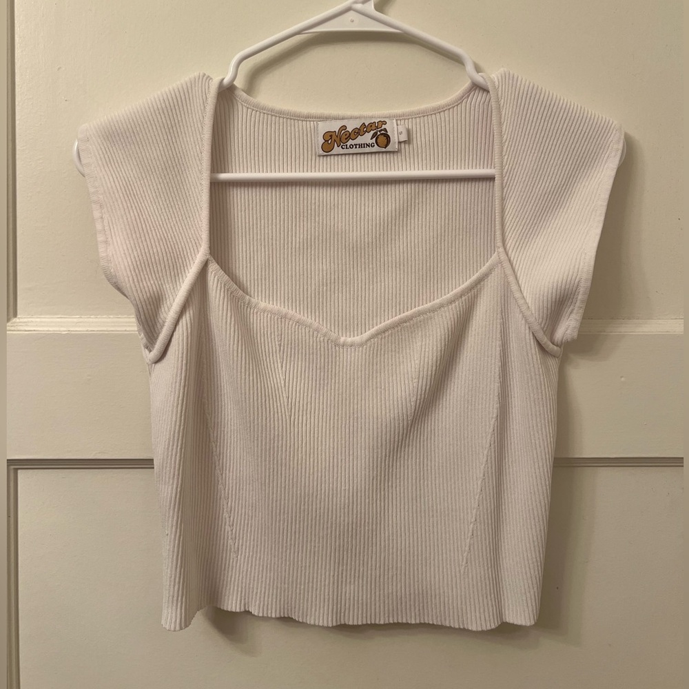 White top cropped